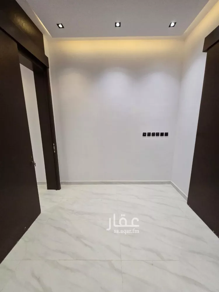شقة للبيع في شارع عبدالله بن جعفر, حي الرمال, مدينة الرياض, منطقة الرياض صورة 3