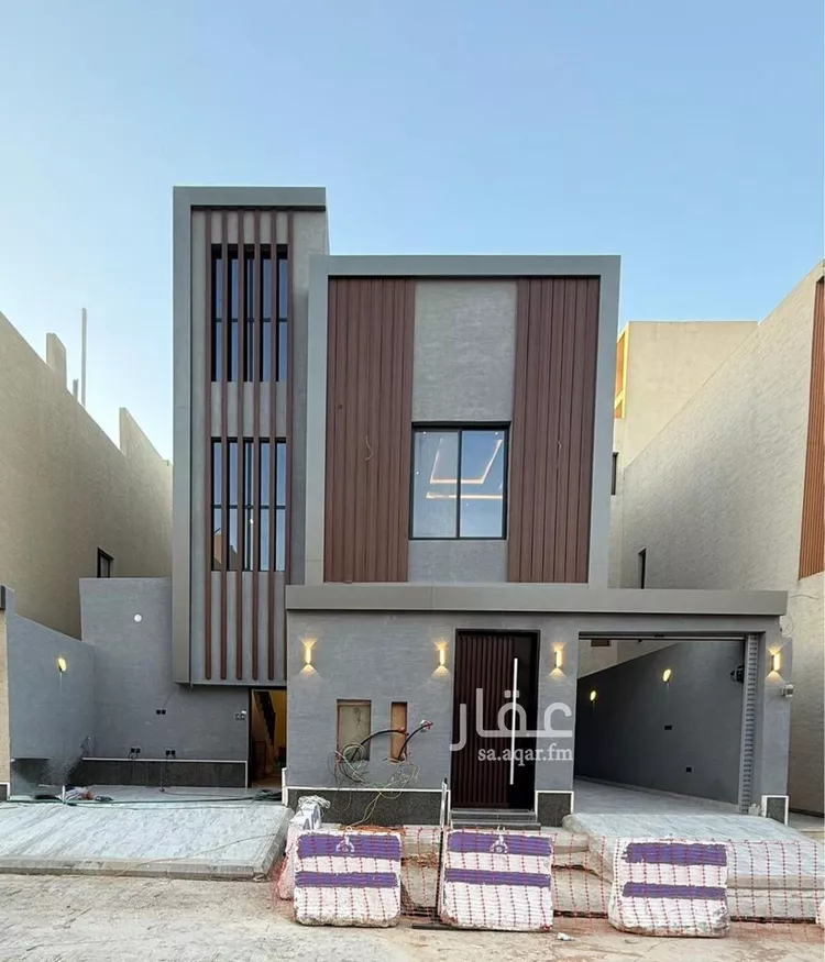 دور للبيع في شارع سوق ذي المجاز, حي الرمال, مدينة الرياض, منطقة الرياض