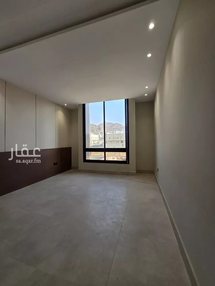 فيلا للبيع في شارع فؤاد ابن محمد غزالي, حي القشاشية الجديد, مدينة مكة المكرمة, منطقة مكة المكرمة صورة 2