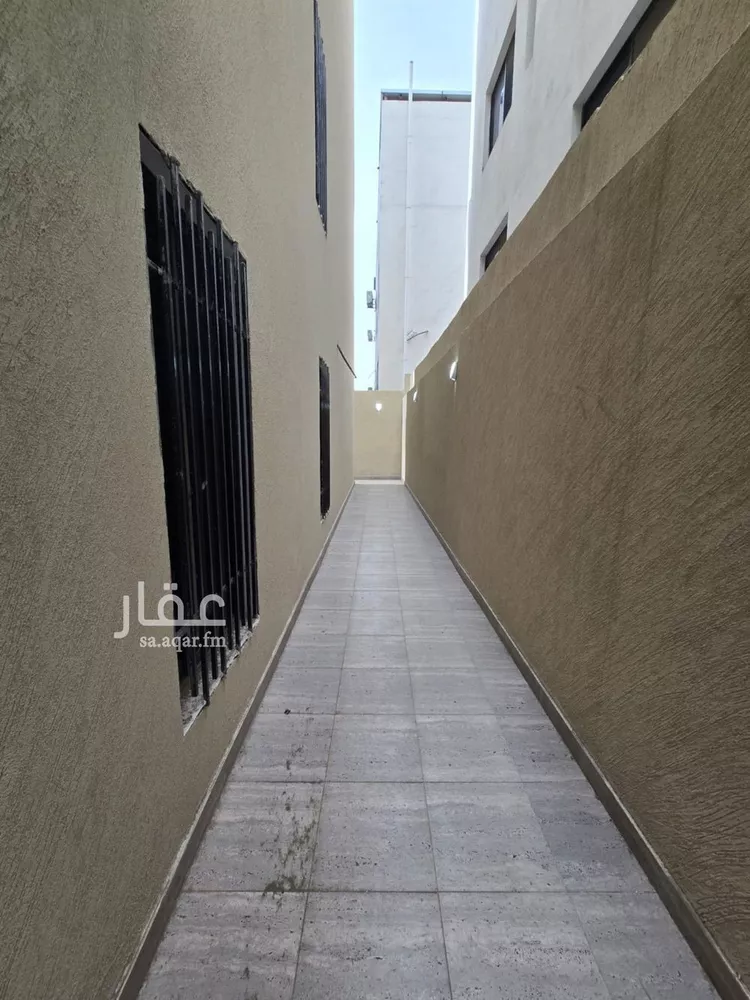 Floor for Sale in Taif Jubrah 7