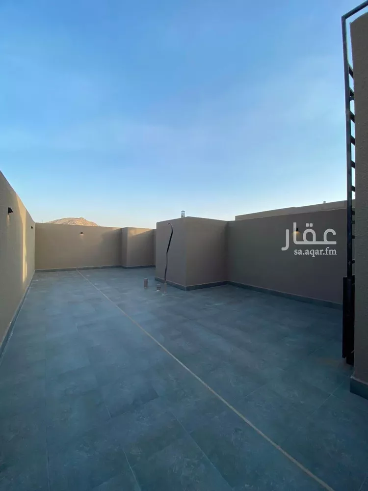 فيلا للبيع في شارع ادهم محرز, حي الهجلة الجديد, مدينة مكة المكرمة, منطقة مكة المكرمة 6
