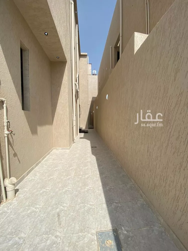 Villa for Sale in Al Jumum Al Ghozaait 19