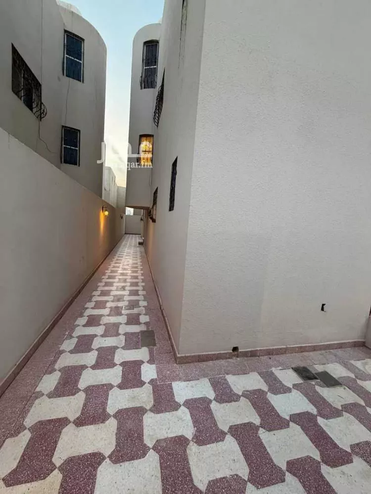 فيلا للإيجار في شارع ابن حديد, حي الربوة, مدينة الرياض, منطقة الرياض صورة 5