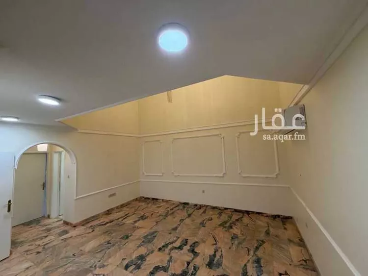 فيلا للإيجار في شارع ابن حديد, حي الربوة, مدينة الرياض, منطقة الرياض صورة 3