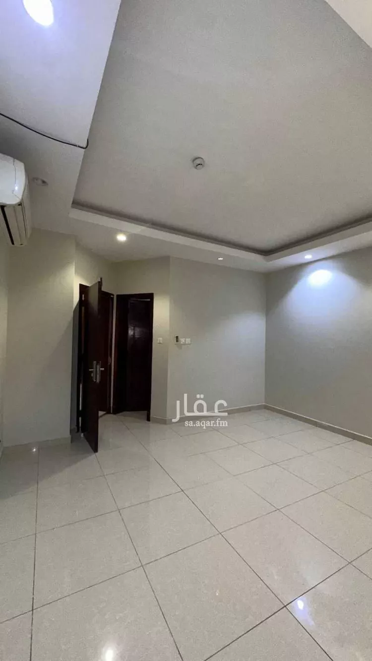 شقة للإيجار في شارع علي حافظ, حي العليا, مدينة الخبر, المنطقة الشرقية