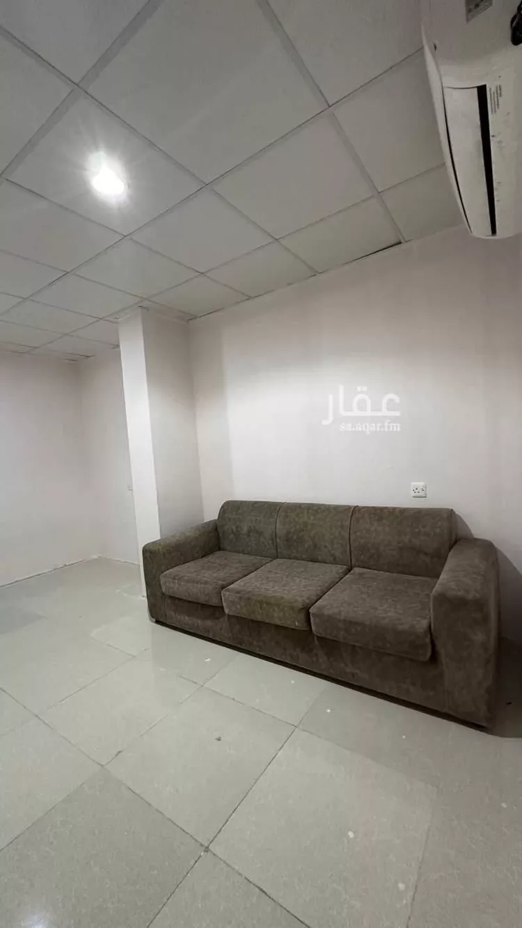 شقة للإيجار في شارع علي حافظ, حي العليا, مدينة الخبر, المنطقة الشرقية صورة 2