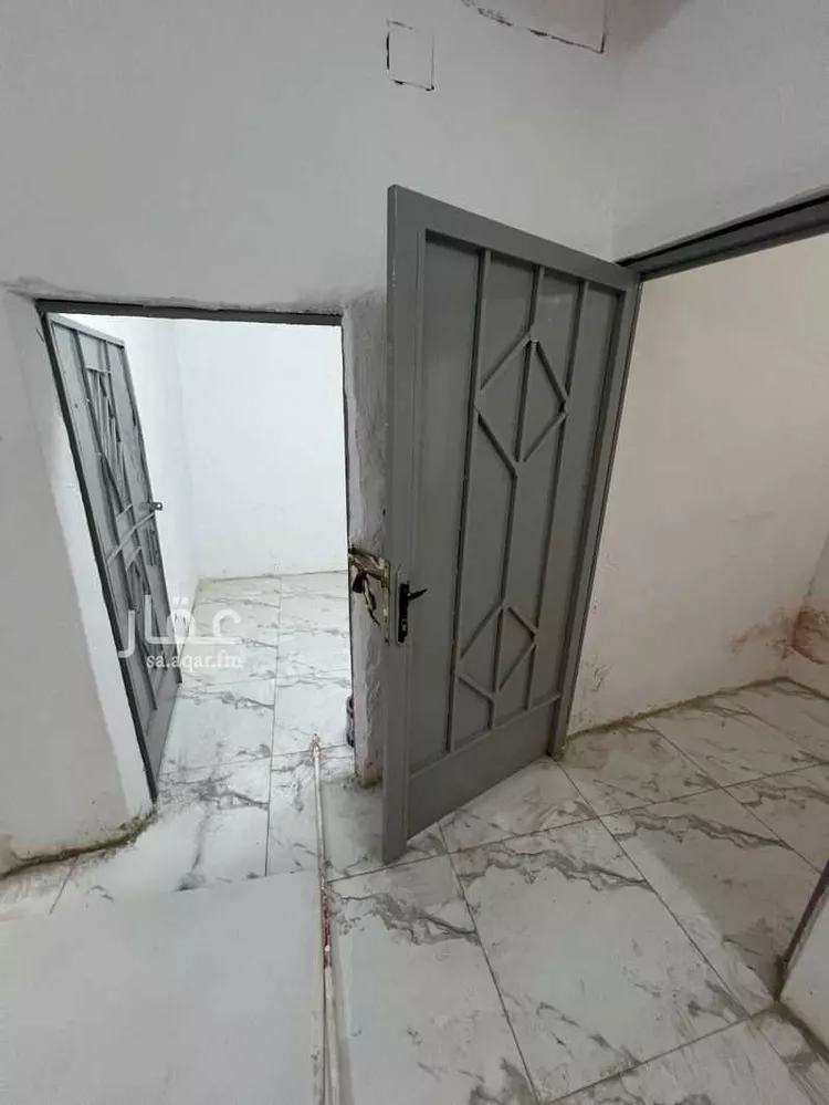 عمارة للإيجار في شارع الدخيل, حي العود, مدينة الرياض, منطقة الرياض صورة 3