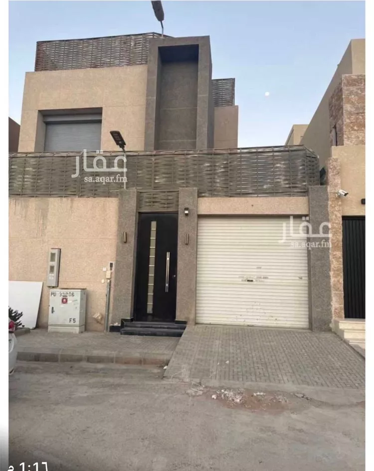 فيلا للبيع في شارع يزيد بن الاصم, حي العارض, مدينة الرياض, منطقة الرياض صورة 2