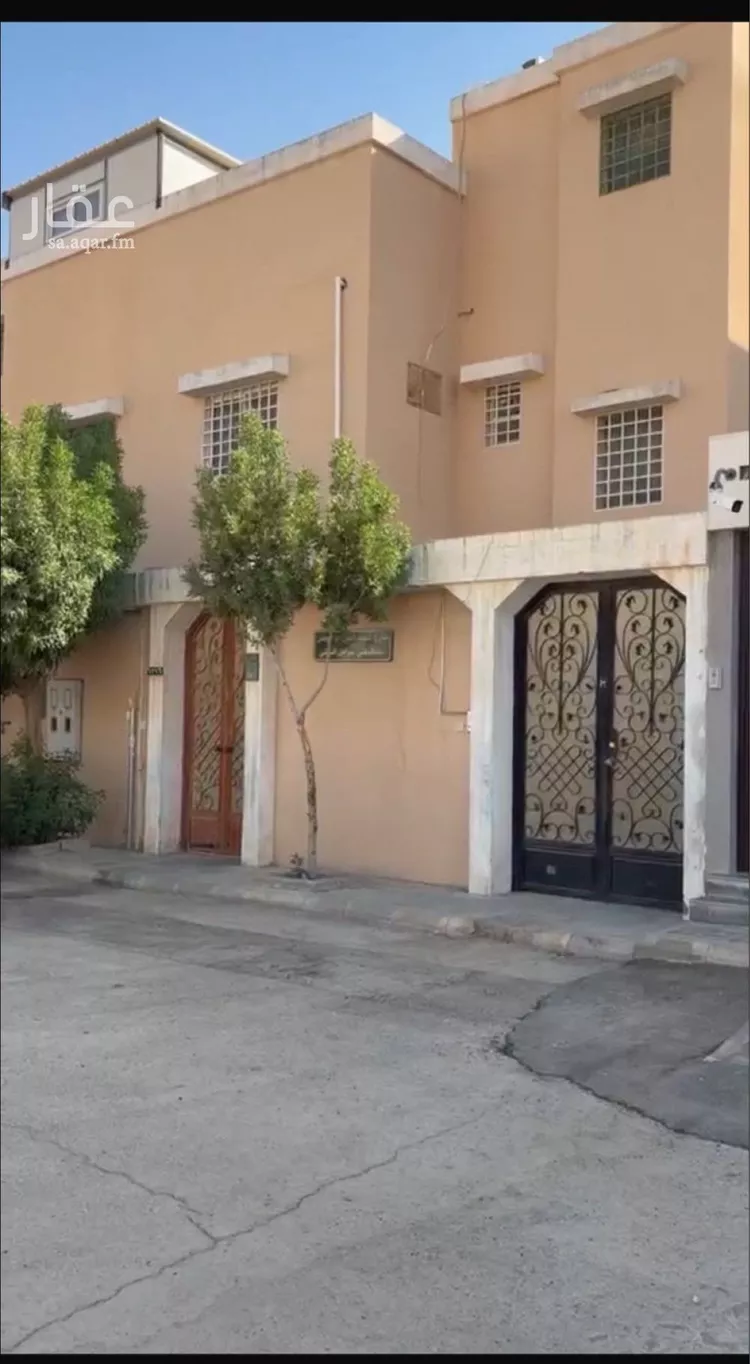 فيلا للبيع في شارع شهيد الدين ثم الوطن عبدالمغنى عواض الث, حي الشهداء, مدينة الرياض, منطقة الرياض