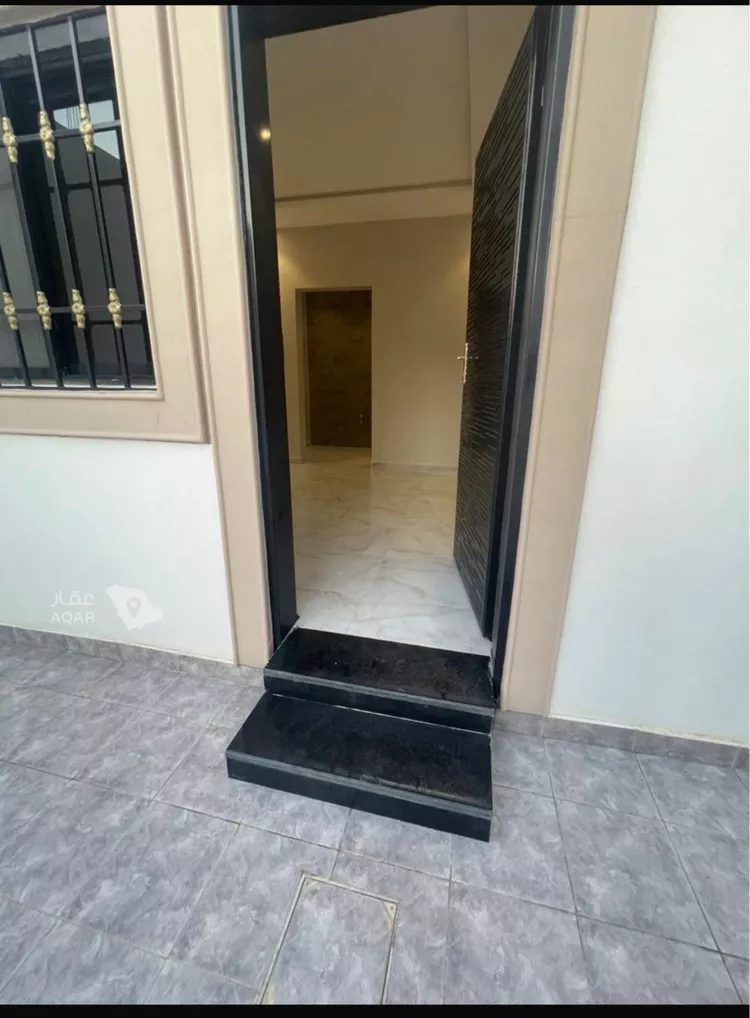 فيلا للبيع في شارع عقرباء 228, حي عقرباء, مدينة الجبيلة, منطقة الرياض 8