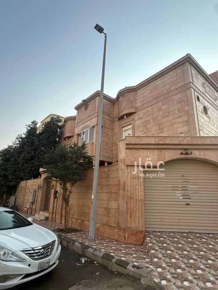 فيلا للإيجار في شارع غزوه الرجيع, حي الأجواد, مدينة جدة, منطقة مكة المكرمة