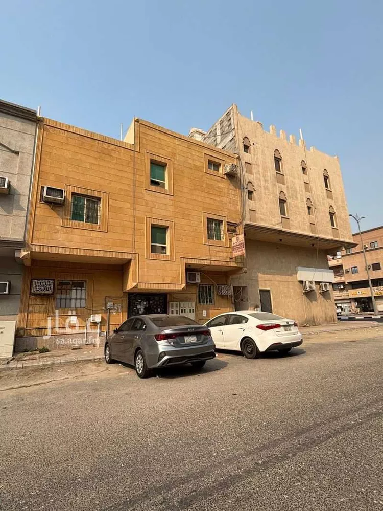 عمارة للبيع في شارع الثامن عشر, حي ابن خلدون, مدينة الدمام, المنطقة الشرقية صورة 3