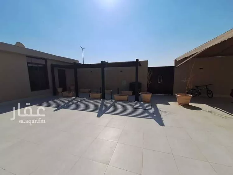 فيلا للبيع في حي صلاصل, مدينة بقيق, المنطقة الشرقية صورة 3