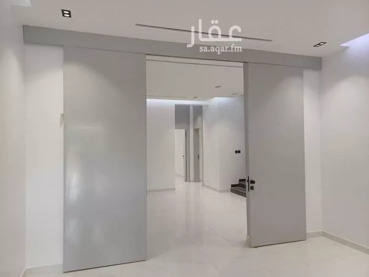 فيلا للبيع في شارع الضياء, حي الجنادرية, مدينة الرياض, منطقة الرياض 11