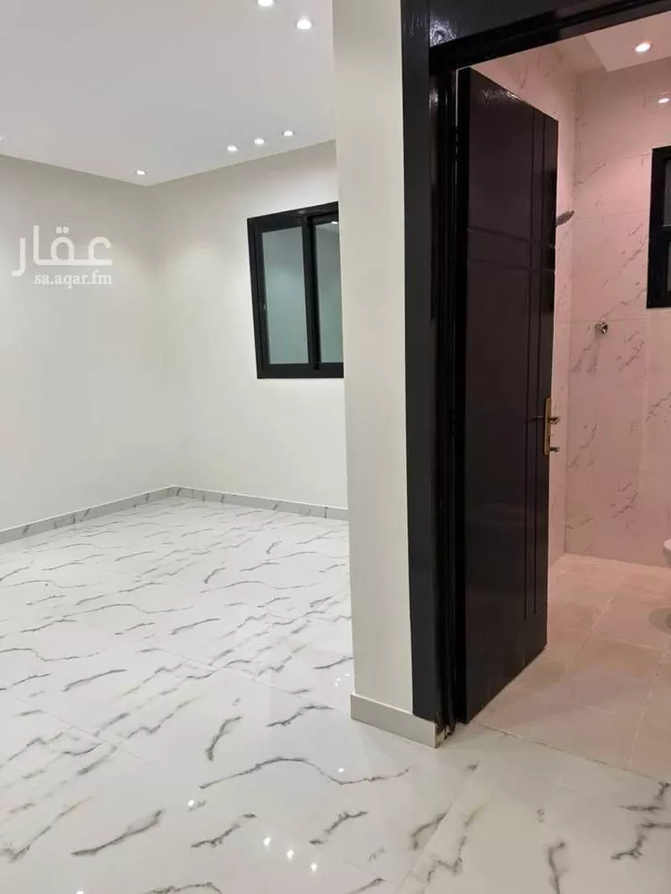 فيلا للإيجار في شارع أبي محمد بن القاسم, حي الرمال, مدينة الرياض, منطقة الرياض صورة 2
