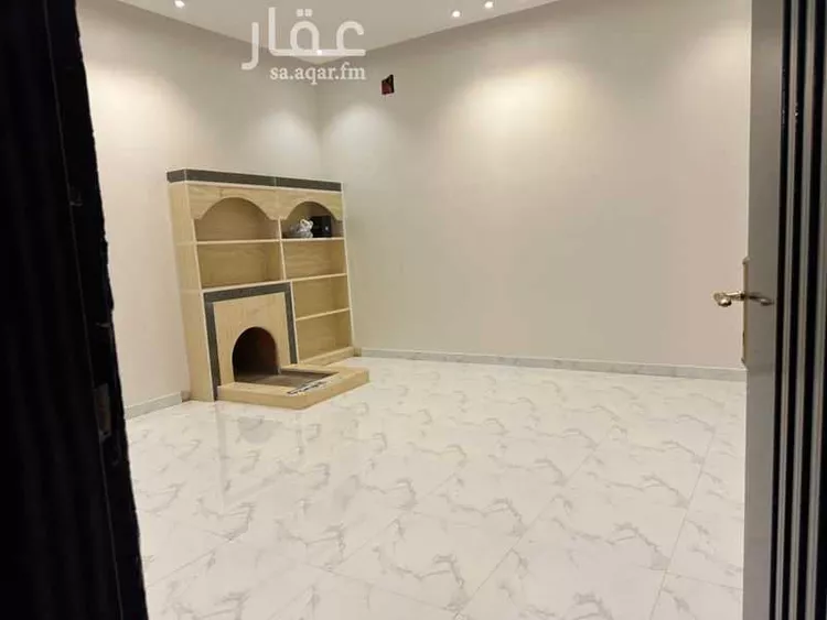 فيلا للإيجار في شارع أبي محمد بن القاسم, حي الرمال, مدينة الرياض, منطقة الرياض صورة 3