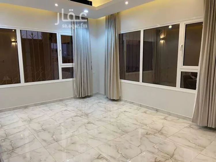 فيلا للبيع في شارع يحىى بن مسعود, حي المهدية, مدينة الرياض, منطقة الرياض صورة 5