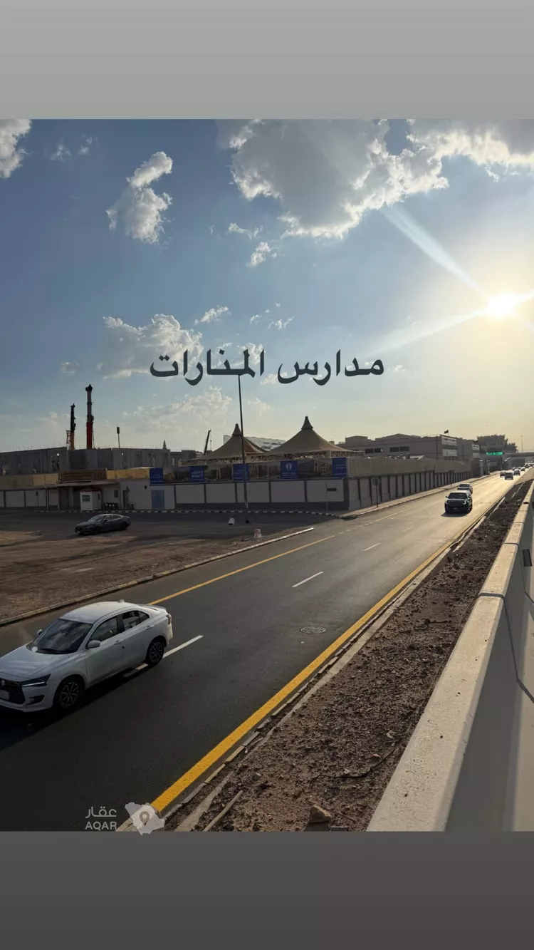 أرض للبيع في شارع طريق الهجره, حي وادي مهزور, مدينة المدينة المنورة, منطقة المدينة المنورة 3