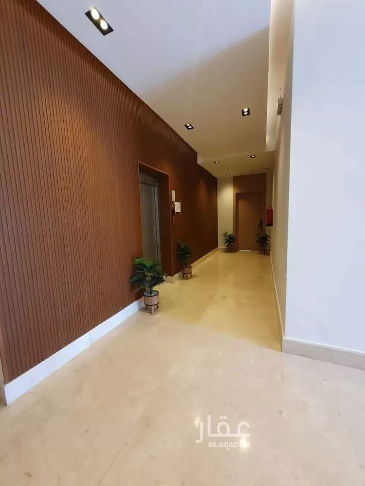 عمارة للبيع في شارع ابها, حي الملقا, مدينة الرياض, منطقة الرياض 7