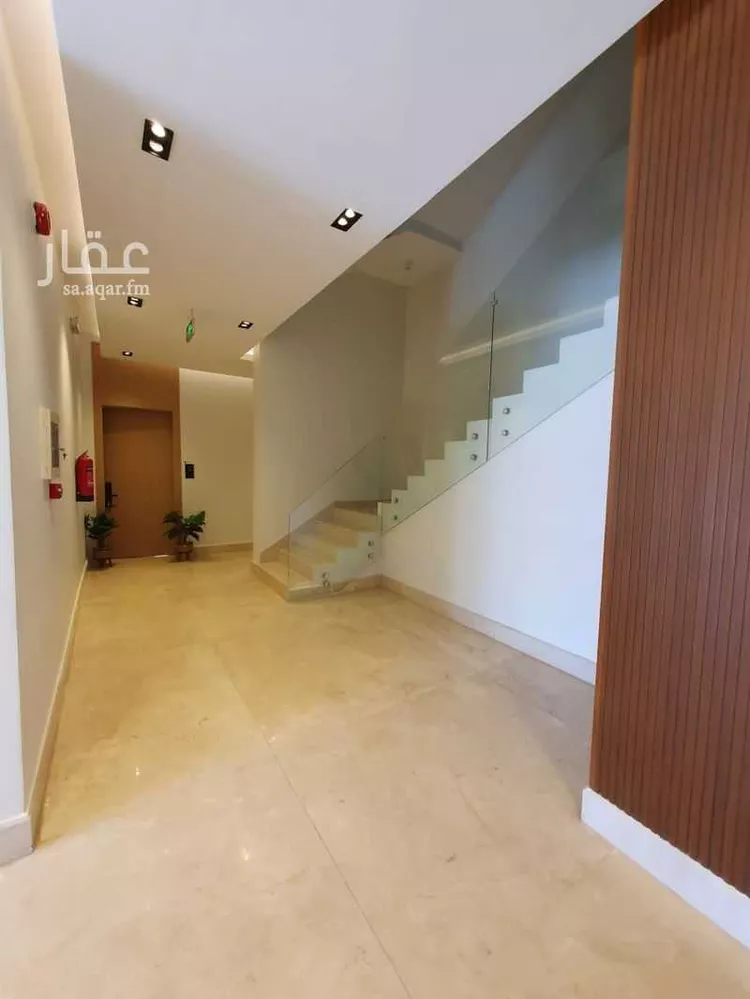 عمارة للبيع في شارع ابها, حي الملقا, مدينة الرياض, منطقة الرياض 8