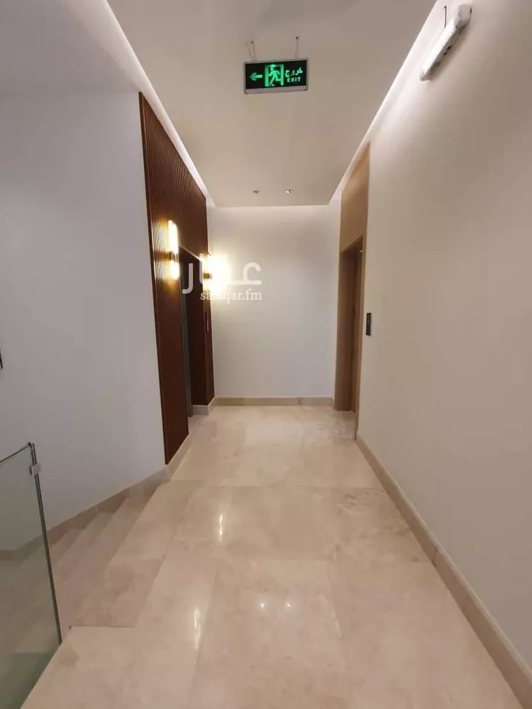 عمارة للبيع في شارع ابها, حي الملقا, مدينة الرياض, منطقة الرياض 14