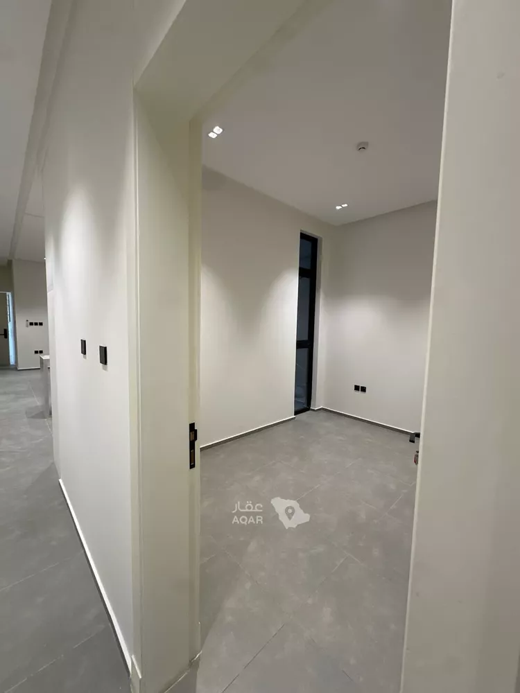 Apartment for Rent in Riyadh Al Malqa 12