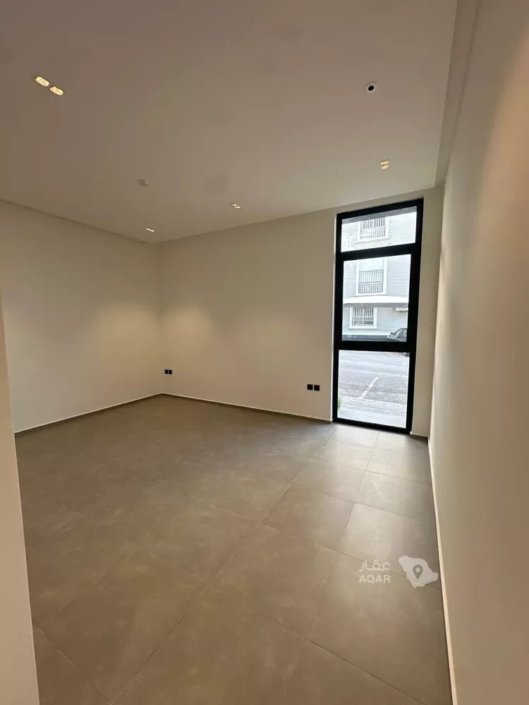 Apartment for Rent in Riyadh Al Malqa 9