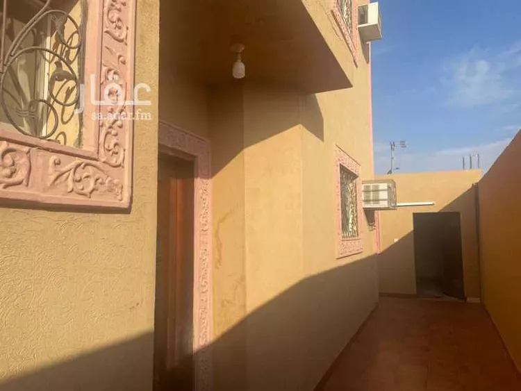 Building for Sale in Al Quwaiiyah Al Muruj 9