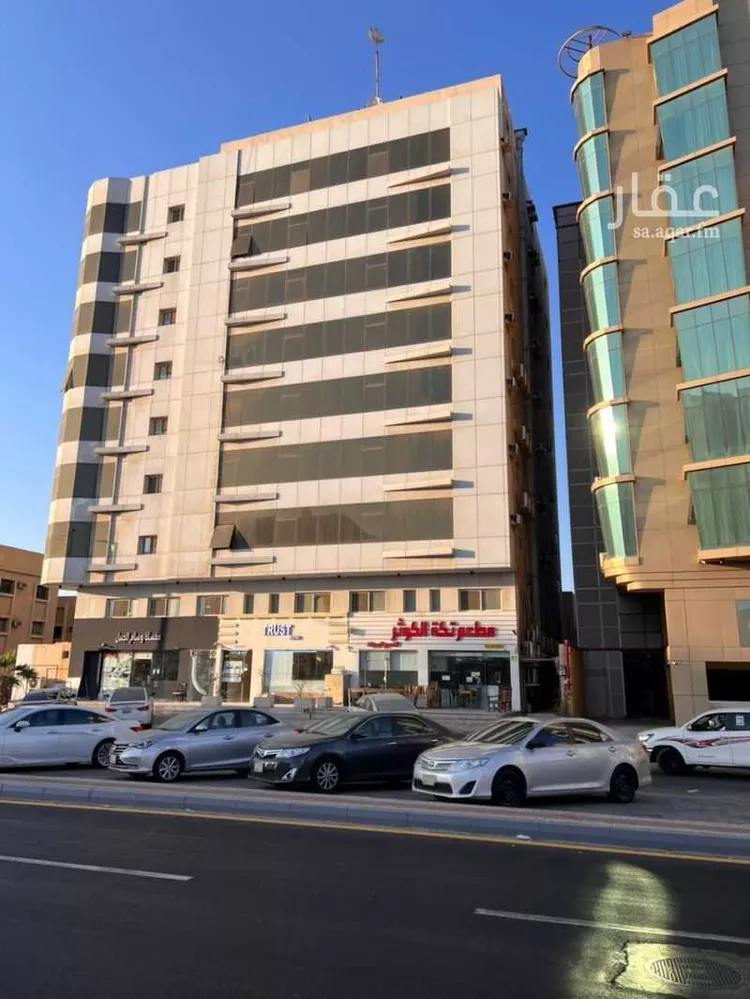 عمارة للبيع في شارع ابو بكر الصديق الفرعي, حي طيبة, مدينة الجبيل, المنطقة الشرقية صورة 5