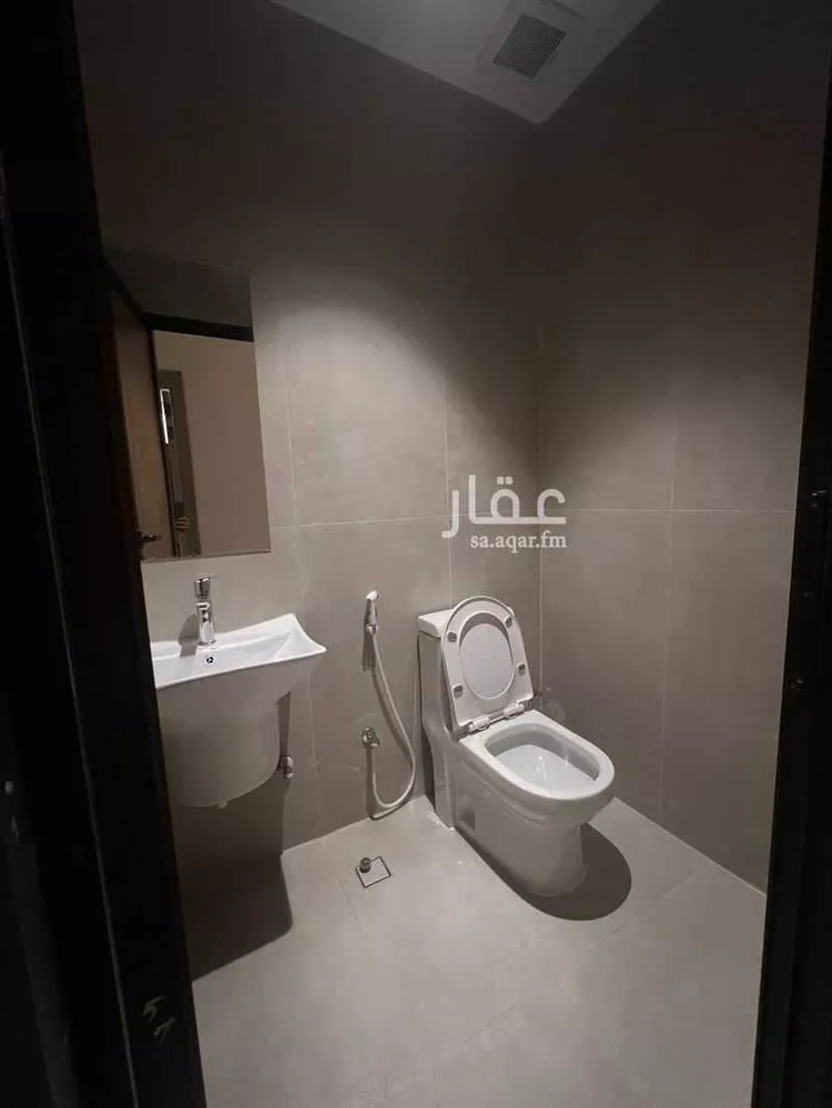 شقة للإيجار في شارع عقبة بن نافع, حي الحمراء, مدينة الجبيل, المنطقة الشرقية صورة 3