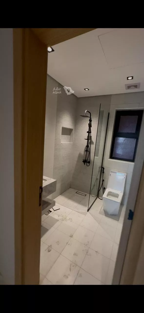 شقة للإيجار في شارع سكاكا, حي الحمراء, مدينة الخبر, المنطقة الشرقية صورة 4