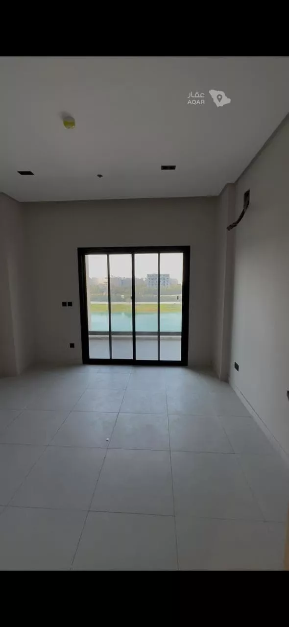 شقة للإيجار في شارع سكاكا, حي الحمراء, مدينة الخبر, المنطقة الشرقية 6