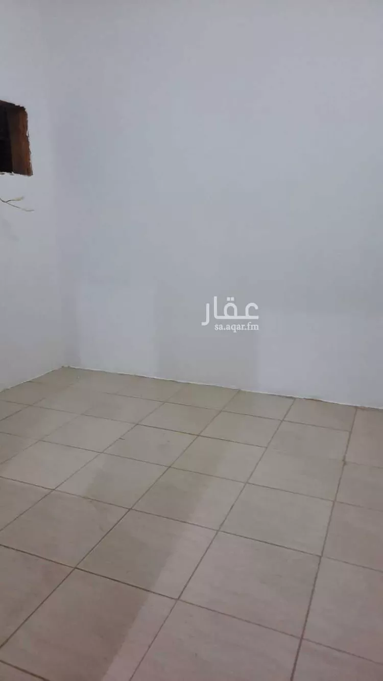 Building for Rent in Riyadh Umm Al Hamam Al Sharqi