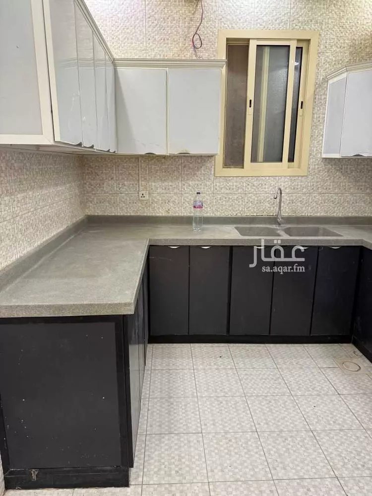 عمارة للإيجار في شارع الفصيلة, حي عرقة, مدينة الرياض, منطقة الرياض 8