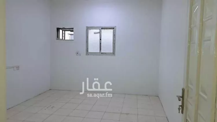 شقة للإيجار في شارع عبدالله بن معمر, حي أم الحمام الغربي, مدينة الرياض, منطقة الرياض 8