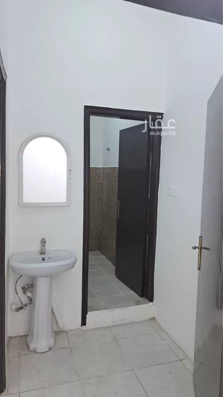 Building for Rent in Riyadh Umm Al Hamam Al Gharbi