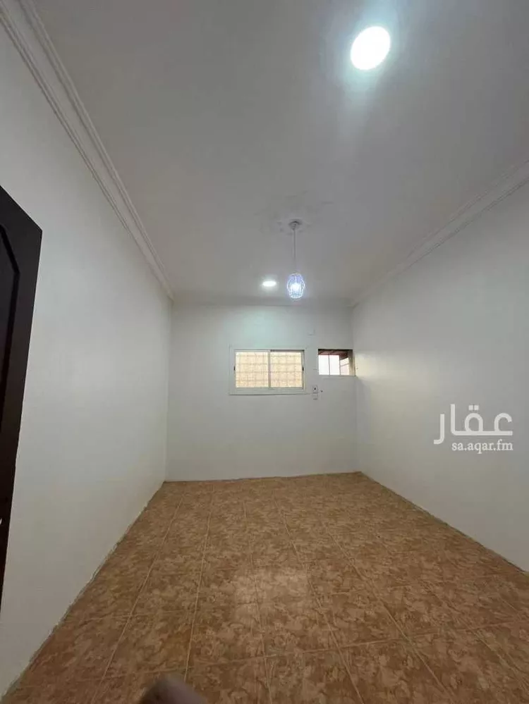 عمارة للإيجار في شارع ابن ابي حليم, حي النهضة, مدينة محائل, منطقة عسير صورة 4
