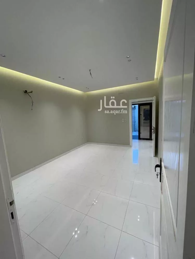 فيلا للبيع في شارع الربيحي, حي العمرة, مدينة مكه المكرمه, منطقة مكة المكرمة صورة 3