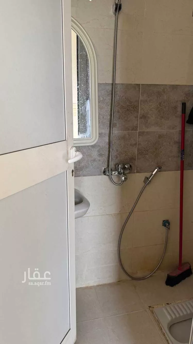 غرفة للإيجار في شارع أحمد بن حسين الشغدري ، حي العارض ، الرياض ، منطقة الرياض صورة 3