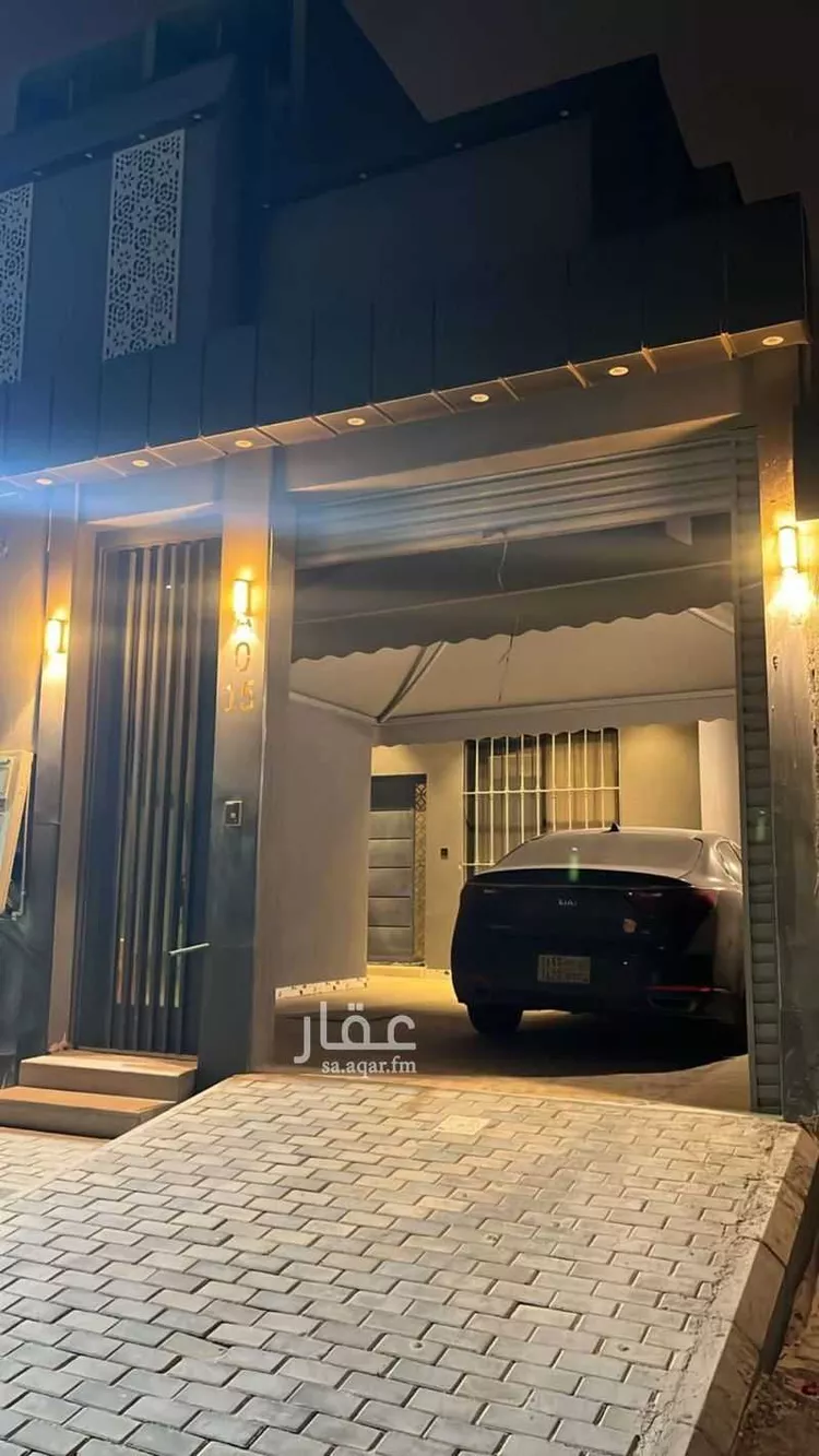 دور للبيع في شارع عكاظ, حي عكاظ, مدينة الرياض, منطقة الرياض