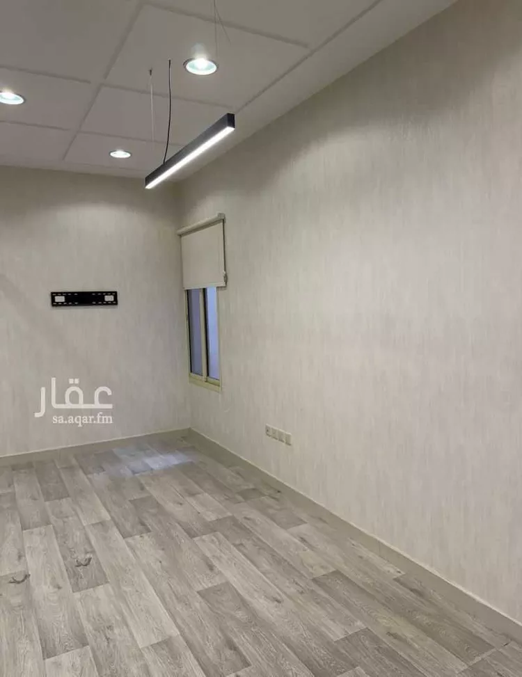 مكتب تجاري للإيجار في شارع سعود ابن فيصل الفرعي, حي الملقا, مدينة الرياض, منطقة الرياض صورة 2