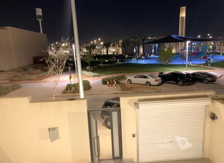 فيلا للإيجار في شارع ضاحية خزام , حي مطار الملك خالد الدولي, مدينة الرياض, منطقة الرياض