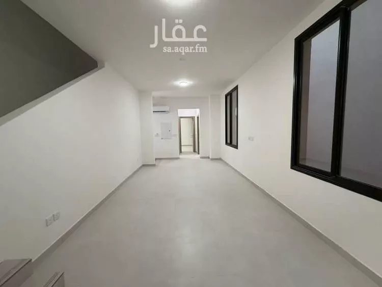 فيلا للإيجار في شارع الرابيه, حي مطار الملك خالد الدولي, مدينة الرياض, منطقة الرياض 11