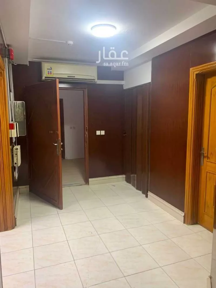 مكتب تجاري للإيجار في شارع سعود بن عبدالعزيز بن محمد الفرعي, حي النزهة, مدينة الرياض, منطقة الرياض 6