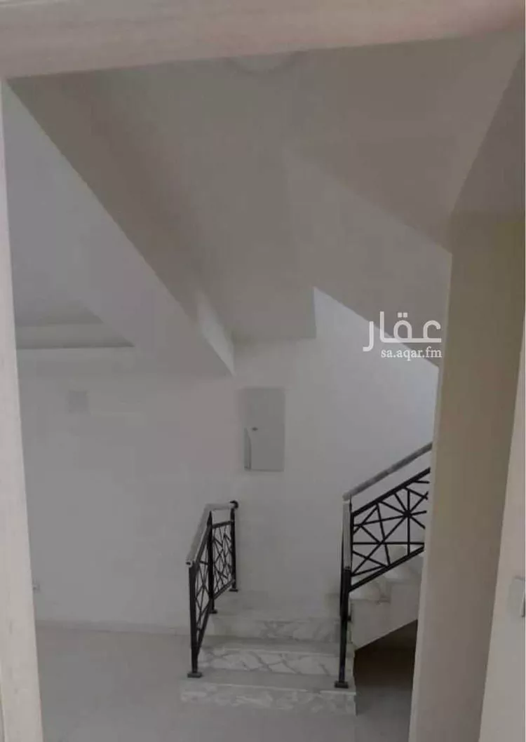 فيلا للإيجار في شارع النرجس فيو, حي مطار الملك خالد الدولي, مدينة الرياض, منطقة الرياض صورة 3