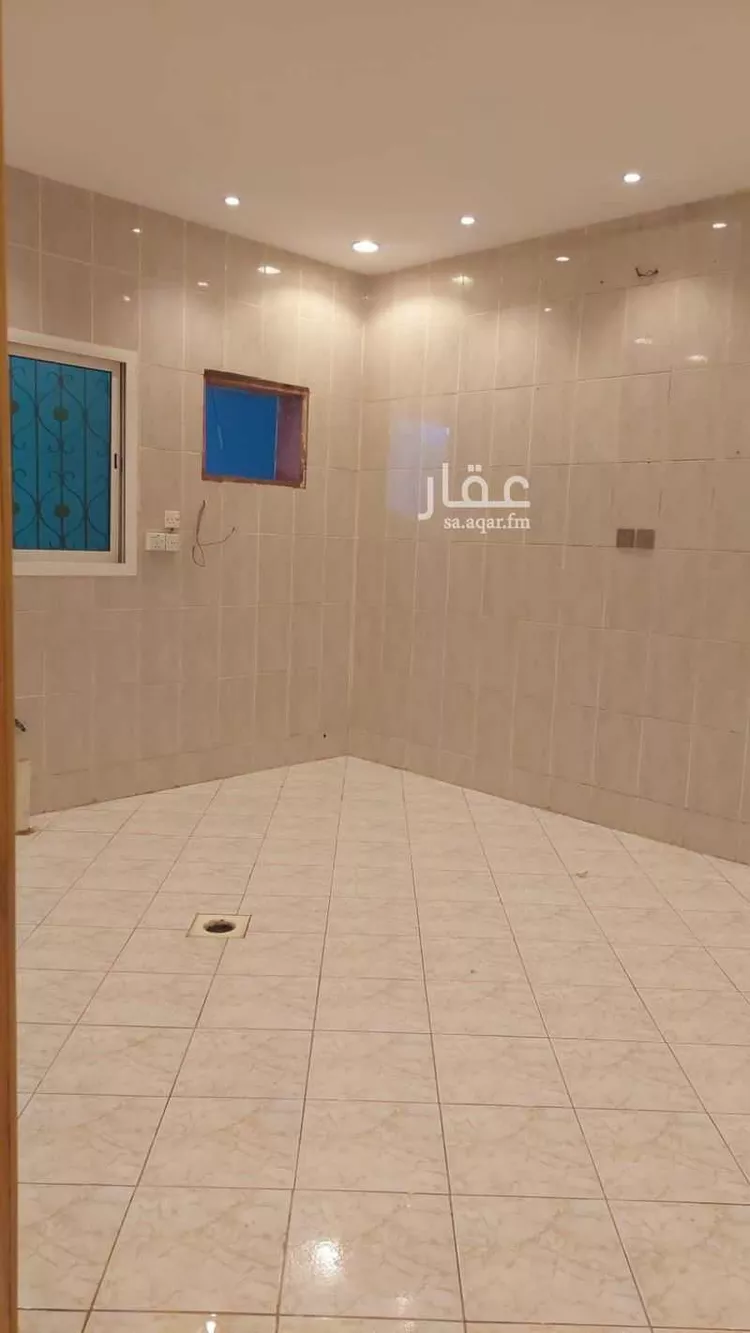 فيلا للإيجار في شارع منادر العين, حي السويدي, مدينة الرياض, منطقة الرياض صورة 2