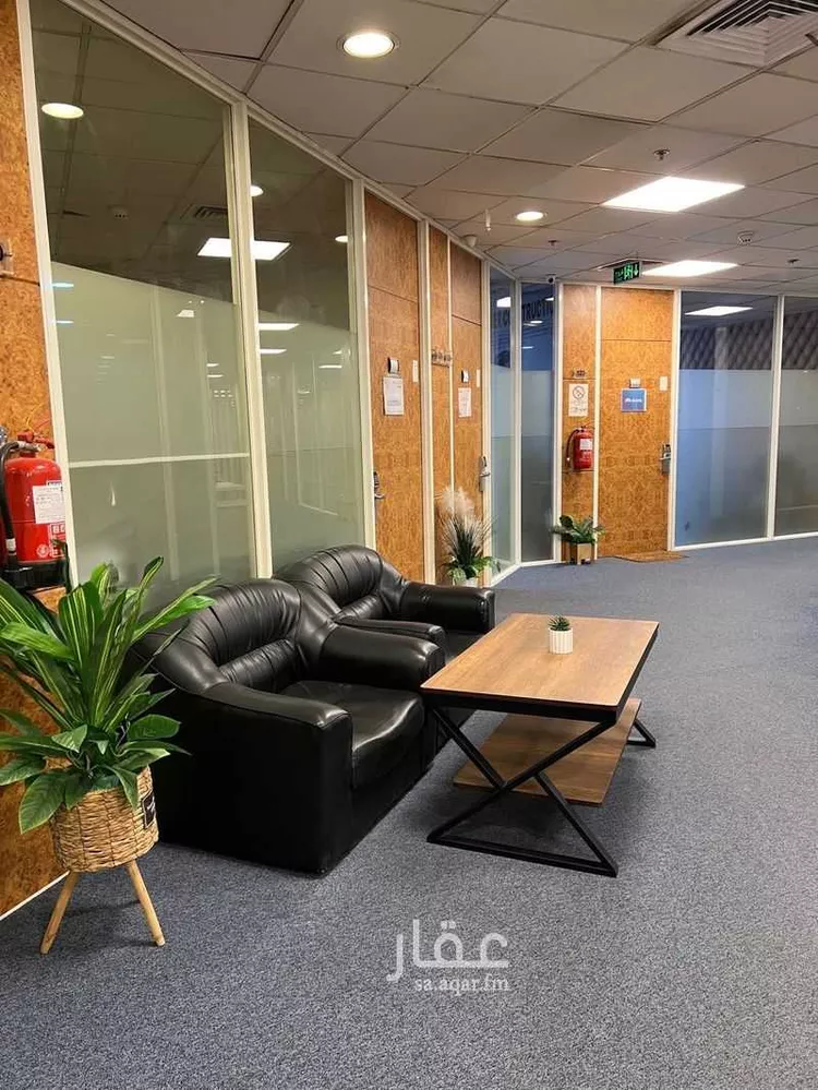 مكتب تجاري للإيجار في شارع ابو بكر الصديق, حي الشرفية, مدينة جدة, منطقة مكة المكرمة صورة 3
