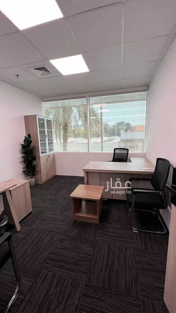 مكتب تجاري للإيجار في شارع ابو بكر الصديق, حي الشرفية, مدينة جدة, منطقة مكة المكرمة صورة 3