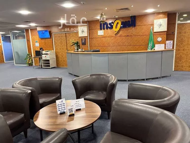 مكتب تجاري للإيجار في شارع ابو بكر الصديق, حي الشرفية, مدينة جدة, منطقة مكة المكرمة