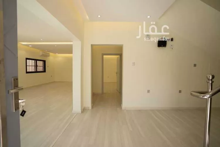 فيلا للإيجار في شارع أبي العيناء اليمامي, حي المعذر الشمالي, مدينة الرياض, منطقة الرياض صورة 5